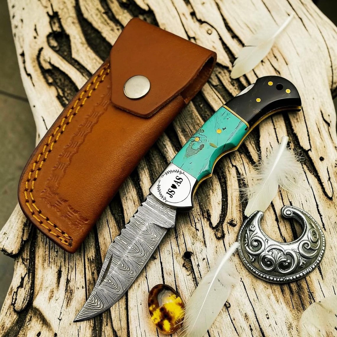 Wrangler Damascus Pocket Knife – Turquoise Stone & Buffalo Horn Handle with Leather Cross Draw Sheath